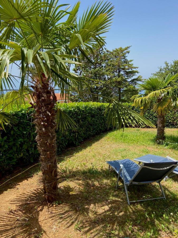 Villa Rudy Holiday Home Njivice Exterior foto